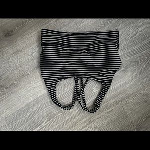 Lululemon energy bra size 4